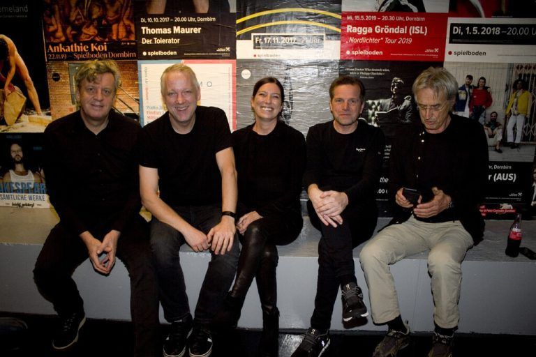 Lucia Wieländner mit den Musikern Roman Lorenz (l.), Raimund Gritzner sowie Markus Kreil und Armin Egle. Franc