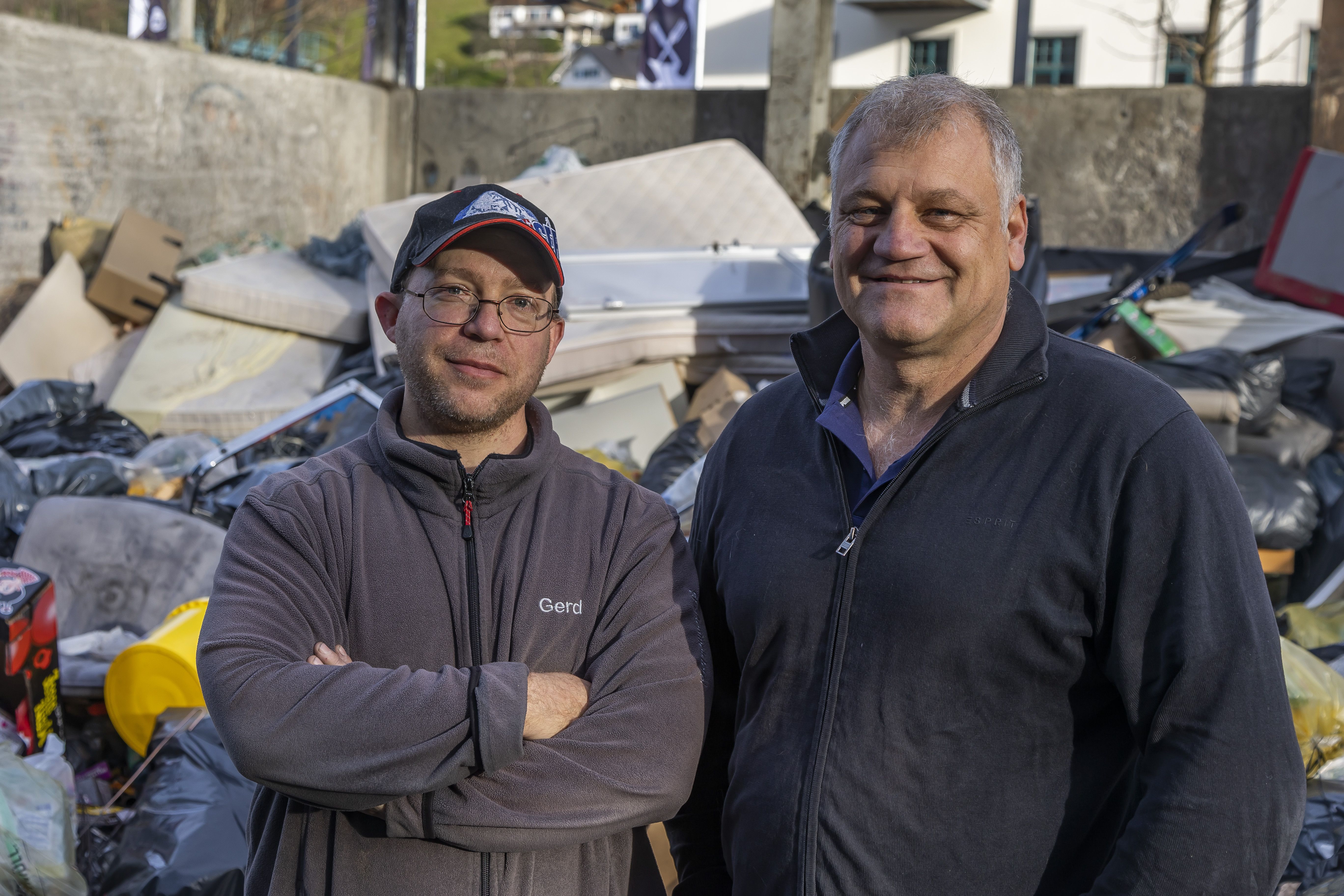 Gerd Weimüller und der Leiter der Straßenmeisterei Dornbirn, Hubert Dreher, sind zufrieden mit ihren Männern.