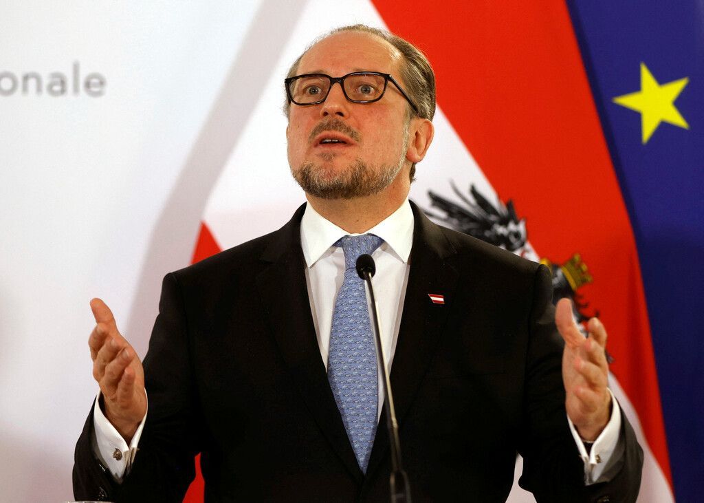Politik in Kürze