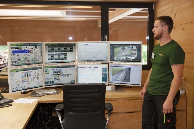 Hier wird die naturwärme-montafon überwacht.<span class="copyright">photosense.at</span>