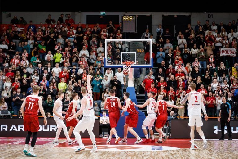 Vor toller Kulisse boten die Österreicher vor allem nach der Pause eine gute Leistung. <span class="copyright">FIBA</span>