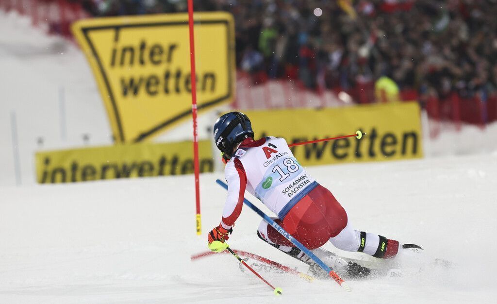 Strolz scheidet auch  im Europacup aus