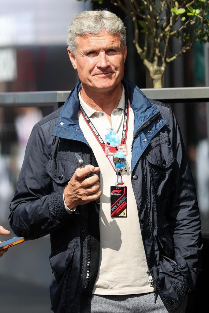 David Coulthard (fuhr für Red Bull Racing von 2005 bis 2008): Christian war ein großer Rennfahrer und fantastischer Teamkollege, als wir im Aufbau des neuen Teams (Red Bull Racing) waren. Wir tauschten damals jede Information über die Leistung des Wagens aus. Ich bin mir sicher, er hätte sich noch eine bessere Chance in der Formel 1 verdient, aber sie sollte nicht sein. Er ist ein positiver Mensch, ich freue mich immer, wenn wir einander treffen.