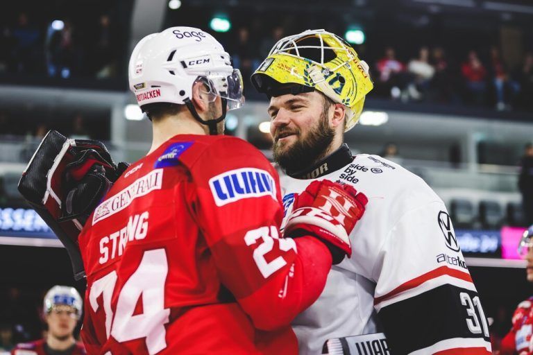 David Madlener wünschte seinen Ex-Teamkollegen beim KAC Glück. Gepa