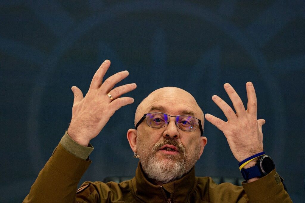 Verteidigungsminister der Ukraine noch im Amt