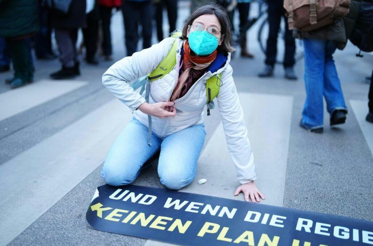 Die Aktion war der Auftakt einer zweiwöchigen Blockade-Welle. apa, Manhart