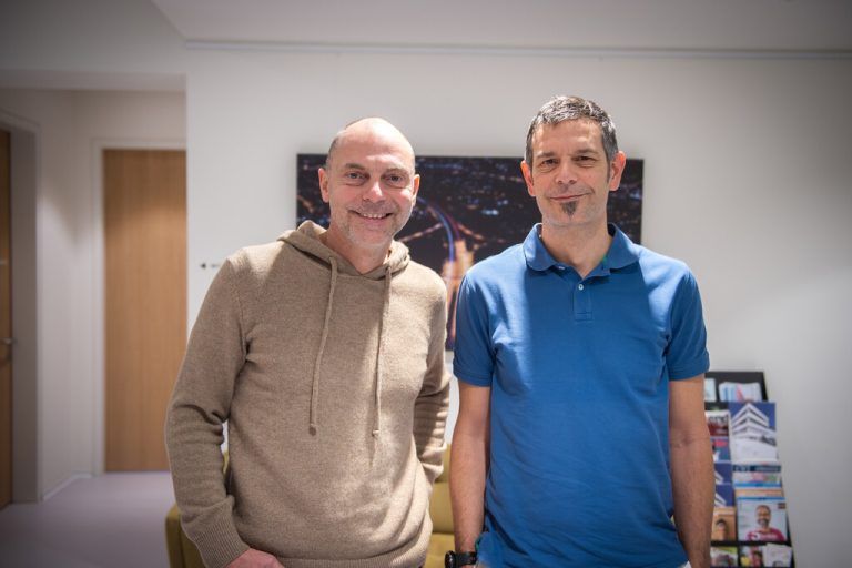Leistungsdiagnostiker Günter Ernst (l.) und Kardiologe Markus Riedl im medizinischen Institut Kreispunkt in Lauterach.