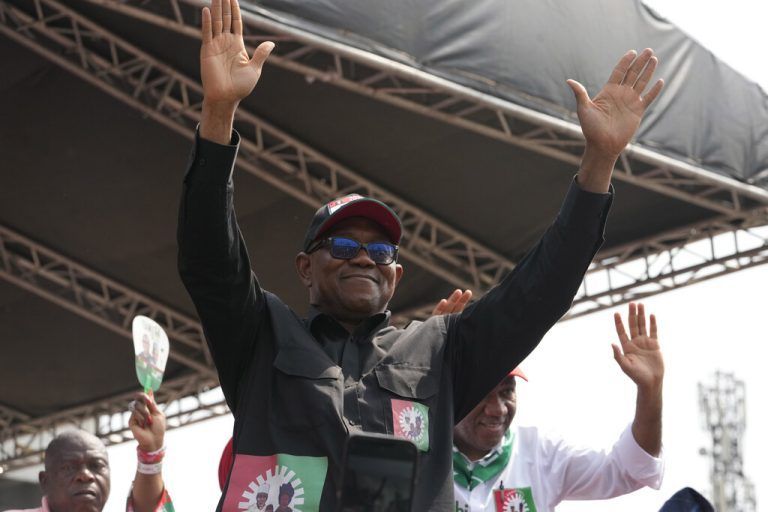 Peter Obi gilt als Hoffnung der Jungen für die Präsidentenwahl in Nigeria. AP/Sunday Alamba