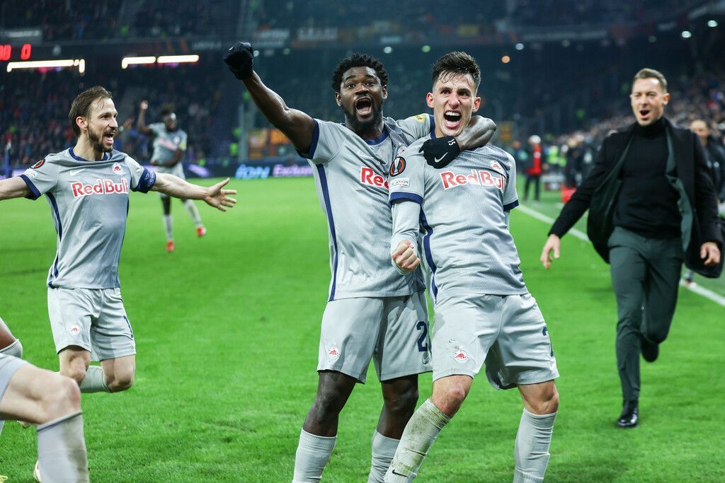 Tor zum Achtelfinale ist geöffnet