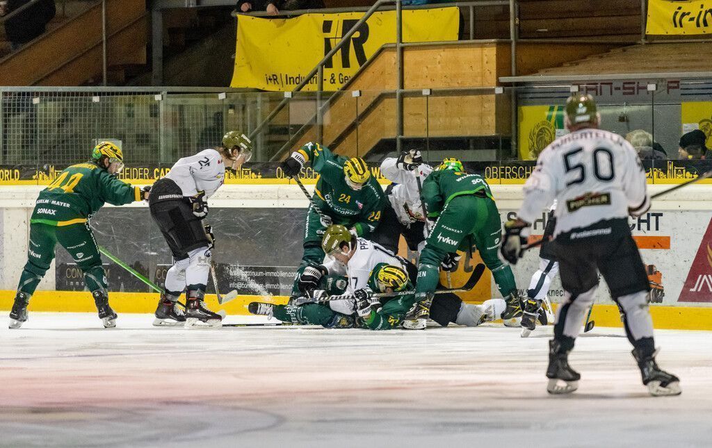 Der EHC buchte das Ticket für das Pre-Play-off