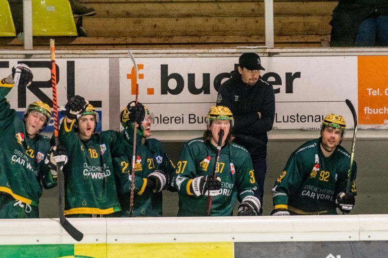 Philipp Winzig und seine Mannen freuen sich über den Aufstieg ins Play-off-Viertelfinale. Stiplovsek