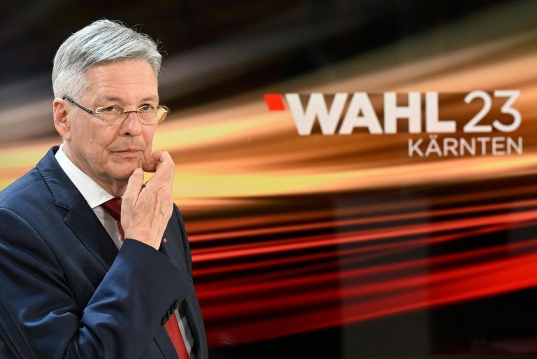 <span class="copyright">APA</span>