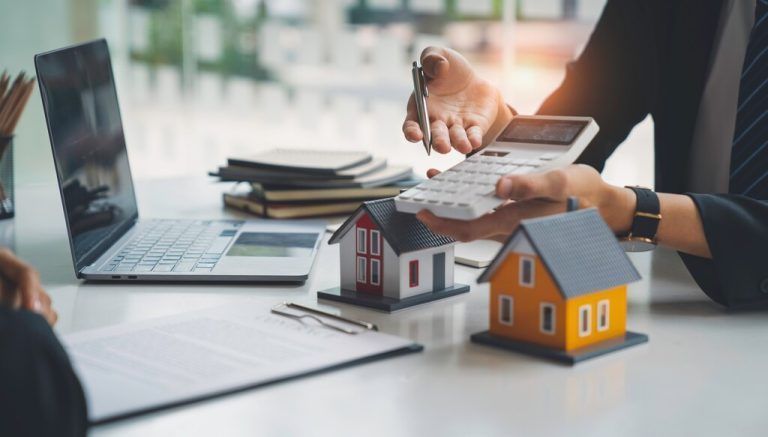 Beim Immobilienumsatz musste Vorarlberg im Vorjahr einen Rückgang hinnehmen. Shutterstock