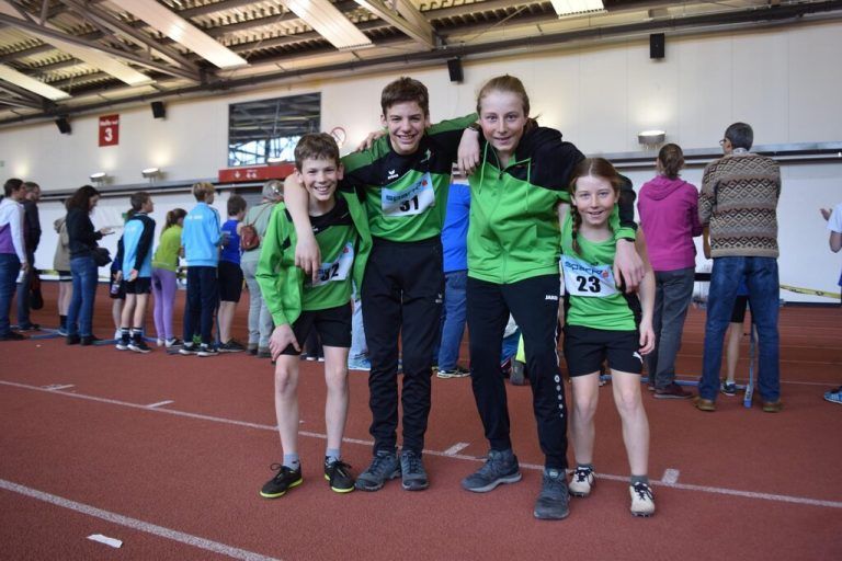 Ben, Alex, Samuel und Annika bei der VLV-Einzel-Hallen-Meisterschaft.TS-Weiler