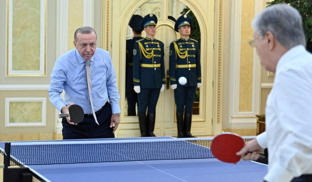 Politik in Kürze