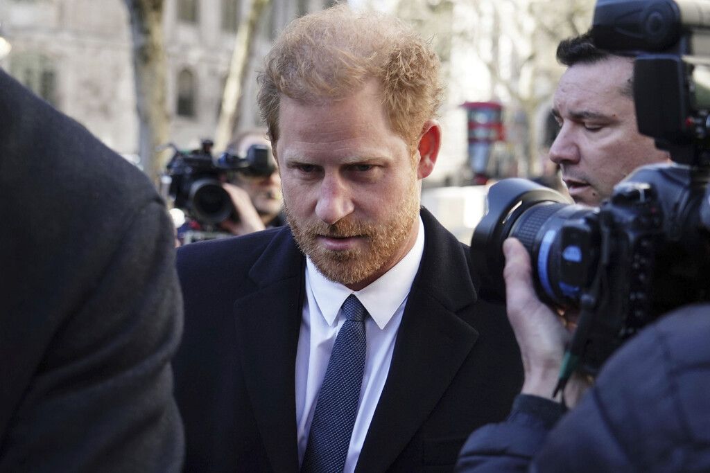 Prinz Harry traf zu Gerichtstermin ein