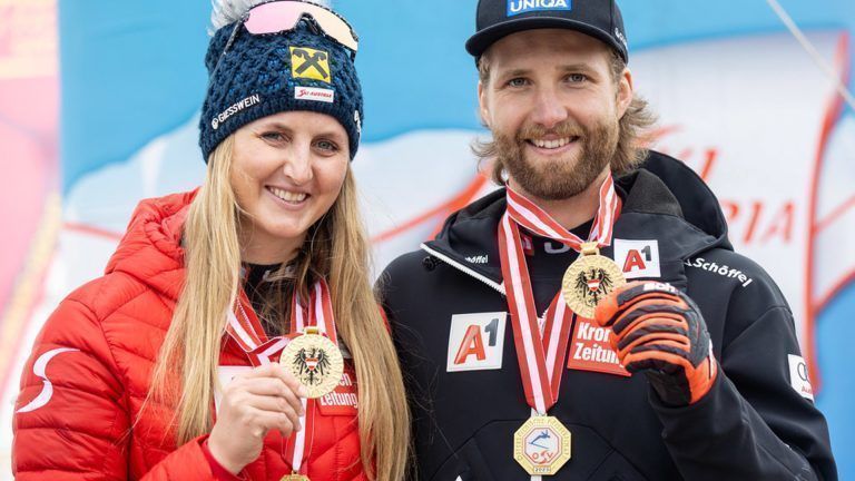 Die neuen österreichischen Meister im Super-G: Nina Ortlieb und Marco Schwarz.ÖSV