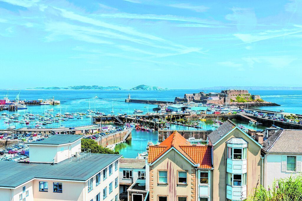 Das Städtchen Saint Peter Port