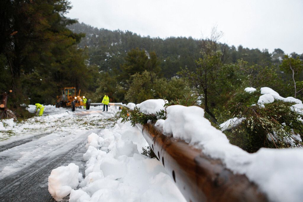 Mehr als ein Meter Schnee: ­Mallorca bittet Militär um Hilfe