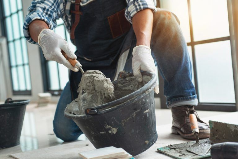 Zement ist eines der wichtigsten Materialien in der Bauindustrie. Shutterstock
