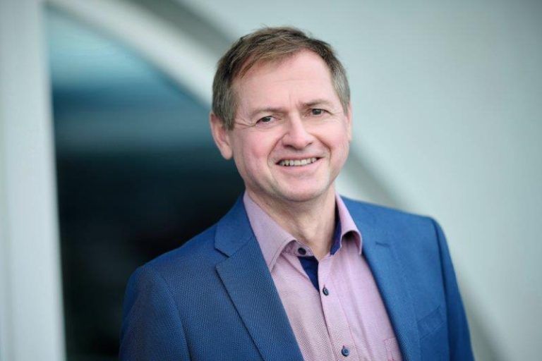 Georg Posch lässt den aks als Partner der Arbeiterkammer in die Integra einsteigen.<span class="copyright"> aks gesundheit</span>