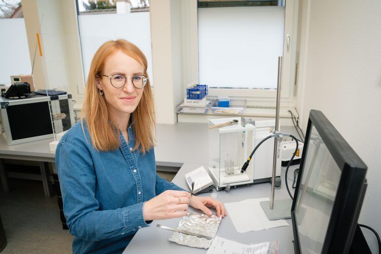 Clarissa Vögel leitet die Steroid-Analytik am Inselspital Bern, einem der bedeutendsten Institute der Schweiz.