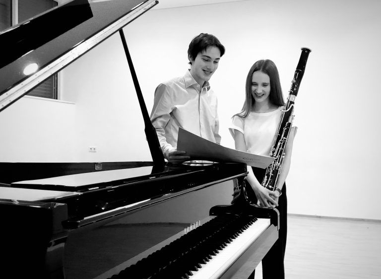 Die beiden hochtalentierten Musiker Emil Laternser und Katharina Mätzler.   <span class="copyright">Privat</span>