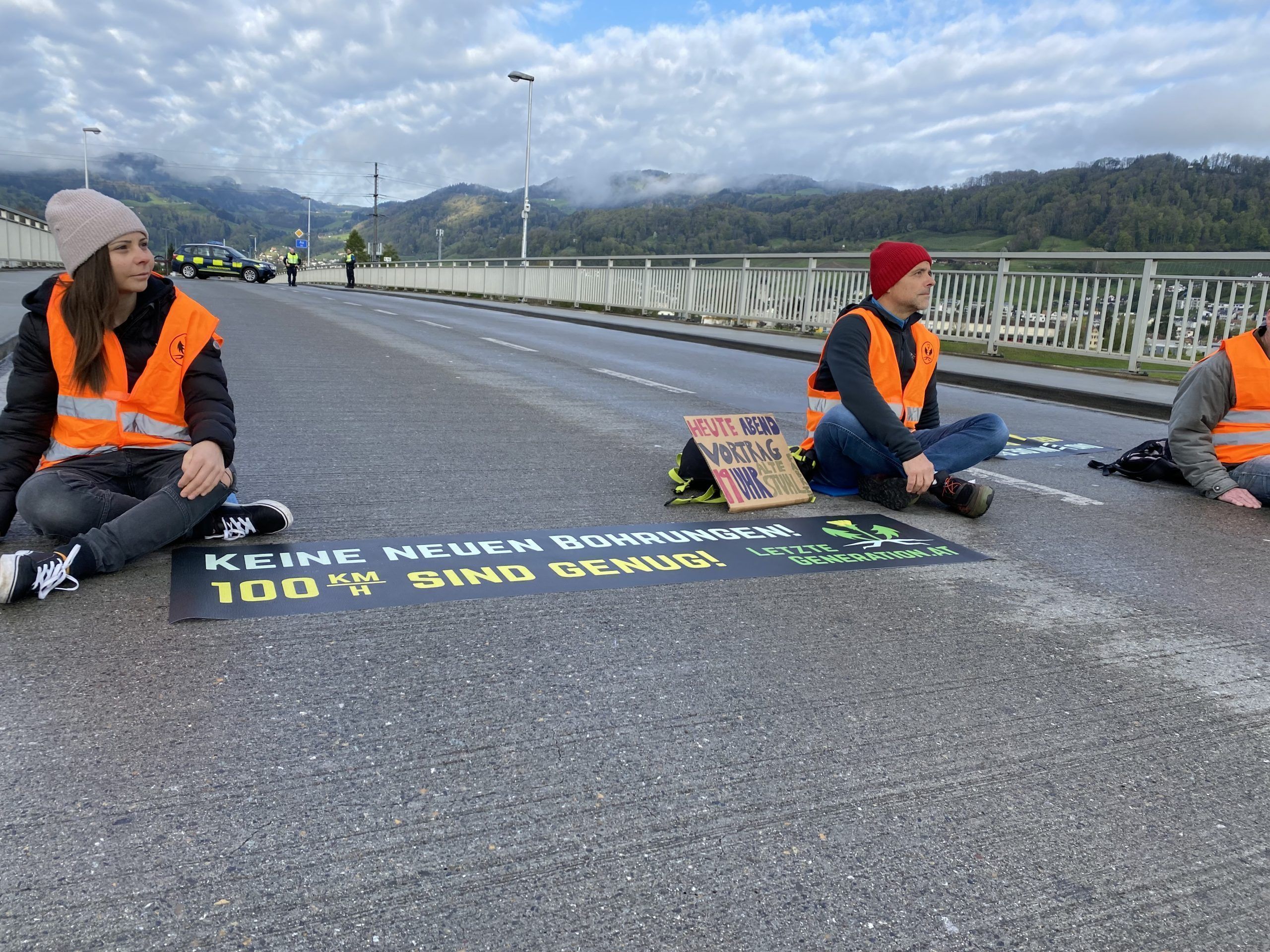 Klimakleberaktion in Lustenau