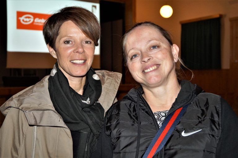 Maria Immler und Erika Blum waren bester Laune.