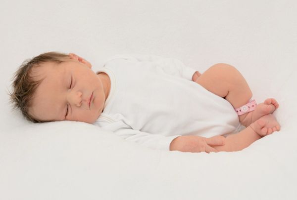 Geburt von Nefes Lina Sali am 12. April 2023