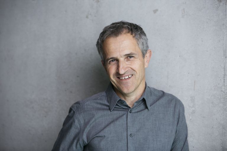 Thomas Dür ist begeisterter Musiker, der mit regionalen und internationalen Musikgrößen zusammenspielt. L. Mathis
