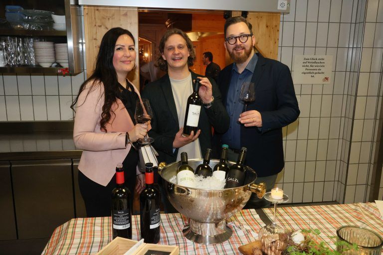 Daniela Siano (Kurapotheke Schruns), Bernd Bilneier (Weingut Salzl), Michael Moosbrugger (GBD).