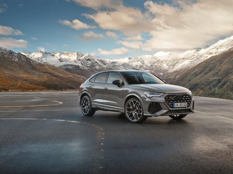 Audi Q3 Sportback: Leistungsstarkes Aushängeschild ist die RS-Version, mit 400 PS aus dem legendären 2,5-Liter-Benziner mit doppelter Turbo-Aufladung.