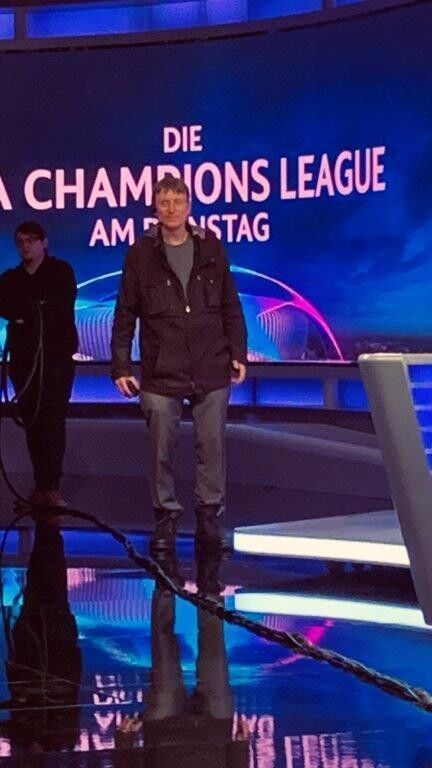 Bei Hans Kaiser laufen im Studio als Aufnahmeleiter alle Fäden zusammen.