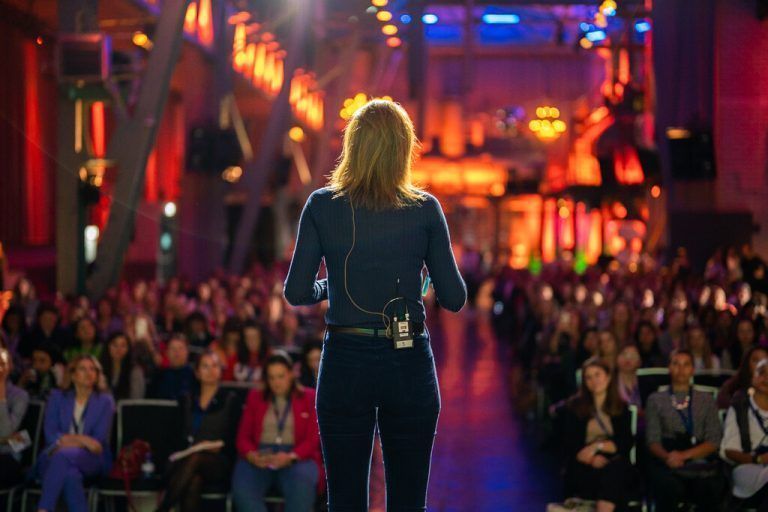 Der Titel der Festivals lautet „Level up – neue Arbeitswelten“.  fff