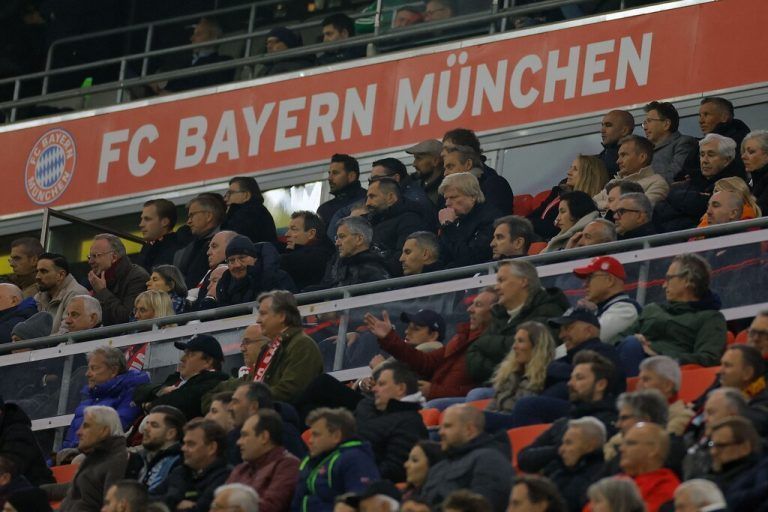 Die aktuelle sportliche Kompetenz des FC Bayern mit Kahn und Salihamidzic neben den Lehrmeistern Rummenigge und Hoeneß.
