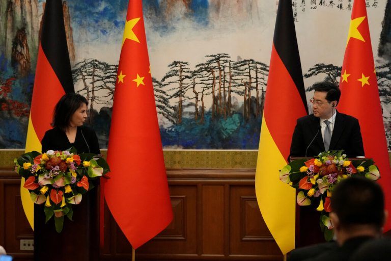 Die deutsche Außenministerin besuchte ihren Amtskollegen in Peking. RTS