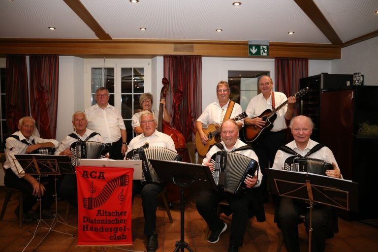 Die Diatonische Gruppe absolvierte im letzten Halbjahr sehr erfolgreiche Konzerte in Bludenz, Gisingen, Altach und Kriessern.Akkordeon Club Altach