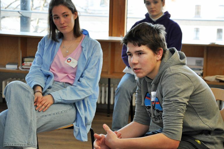 Die HTL-Schüler*innen stellten viele kritische Fragen.