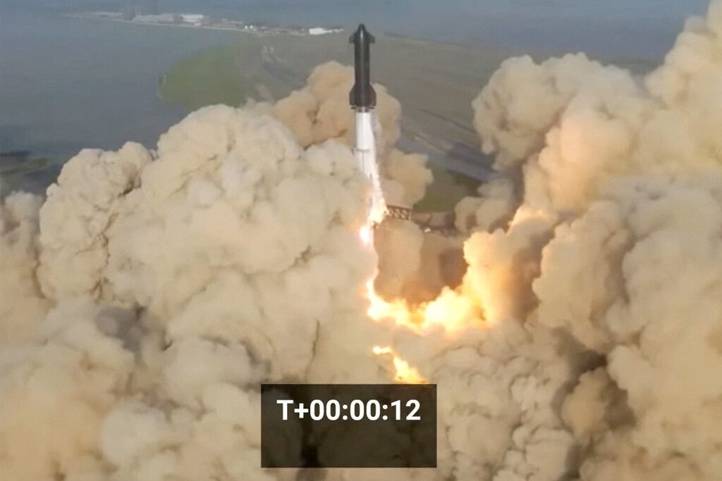 SpaceX-Rakete nach Start explodiert
