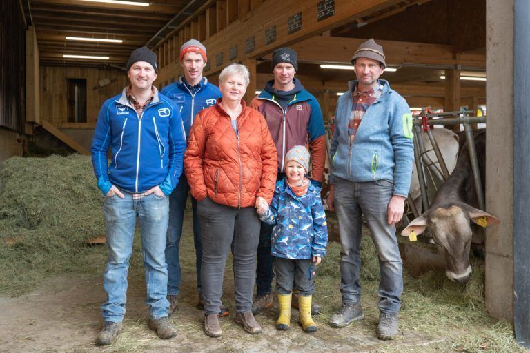 Im Familienbetrieb Muxel ist mittlerweile die fünfte Generation in Folge in der Landwirtschaft tätig. mam/3