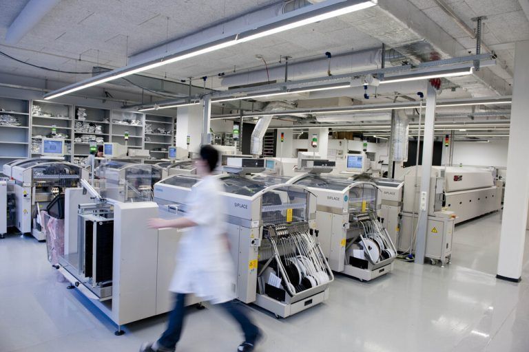 In Feldkirch arbeiten rund 350 der 540 Mitarbeiter von Bachmann an Steuerungs- und Automatisierungslösungen. FA/Obenaus
