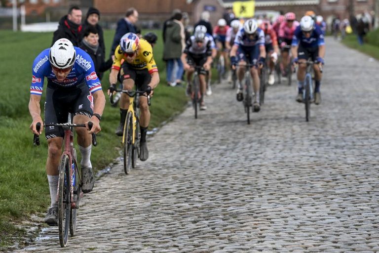 Mathieu van der Poel (l.) und Wout van Aert duellieren sich schon seit der Jugend. Apa