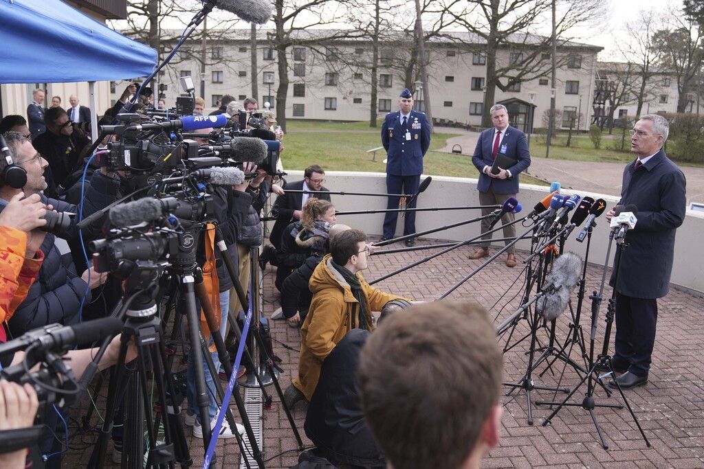 Selenskyj bei NATO-Gipfel