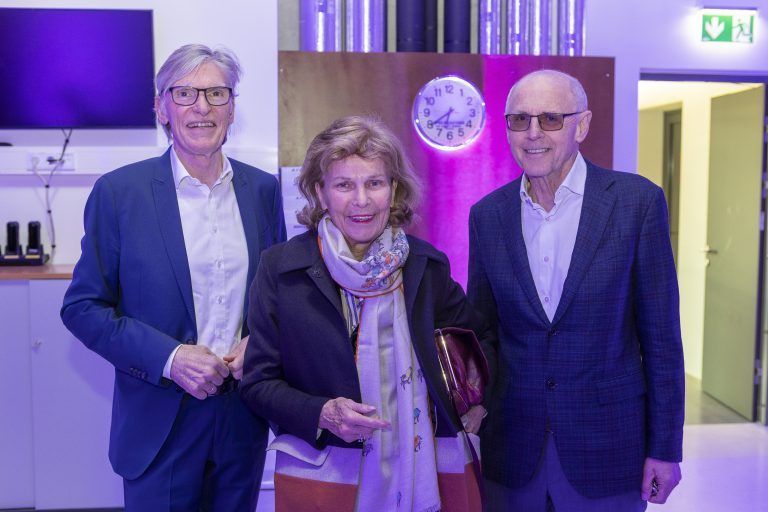 Wilfried Hopfner (l.) sowie Heidi Senger-Weiss und Wolfgang Blum (Haberkorn).