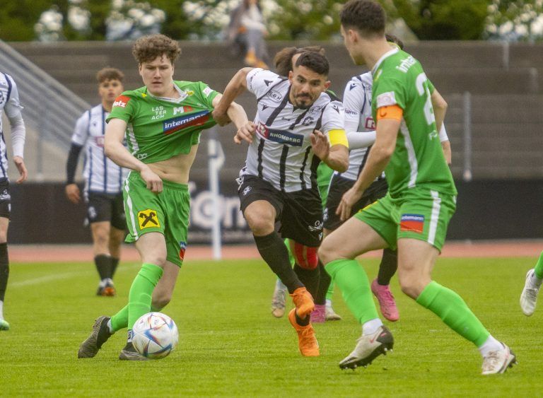 SW Bregenz setzte sich souverän mit 3:0 gegen den FC Lauterach durch, steht im Viertelfinale des VFV Cup und träumt weiter von der Titelverteidigung.Paulitsch