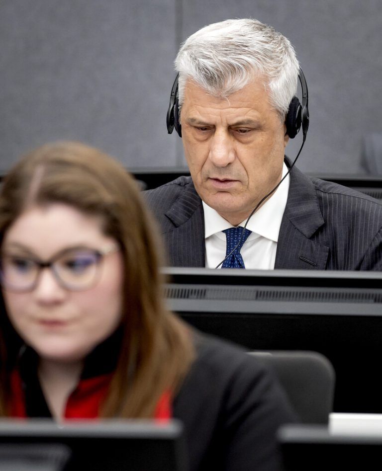 Thaci muss sich vor dem Kosovo-Sondertribunal in Den Haag verantworten.AP