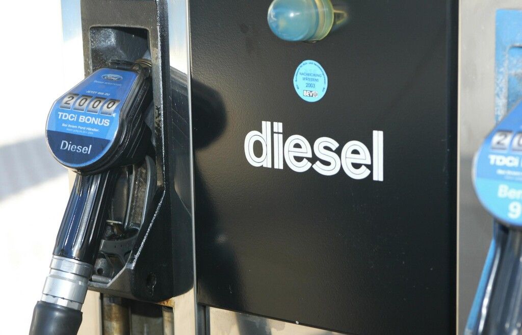 Diesel ist wieder günstiger als Benzin