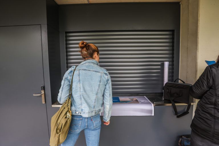 Der kleiner Kiosk, an dem Eis und Getränke verkauft werden, wird im Hochsommer in Betrieb gehen.