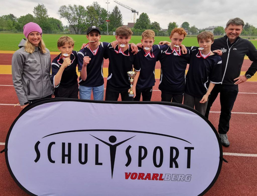Leichtathleten der SMS Hohenems und Wolfurt bei Schul Olympics top